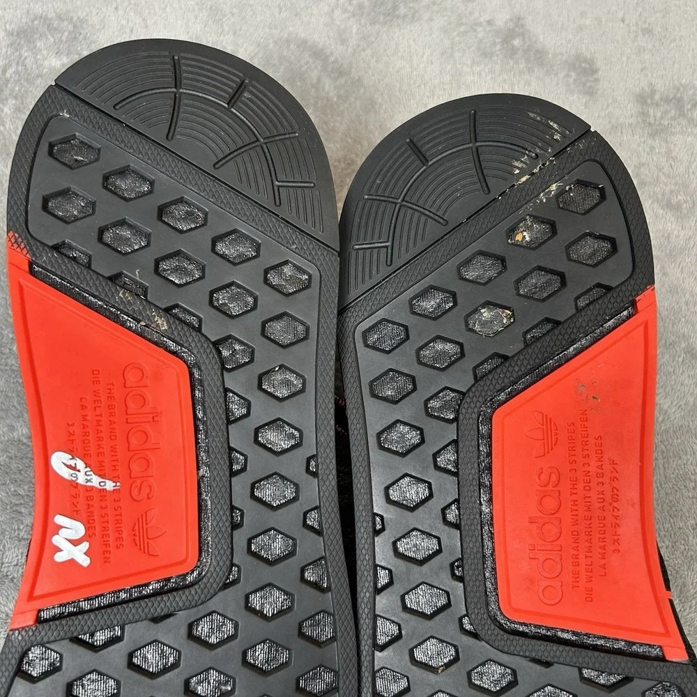 Adidas NMD_R1 V2 Black Solar Red Sneakers Men's Size 10 Athletic‎ Running Shoes